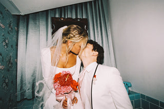 The Modern Bride: A Vegas Micro-Wedding