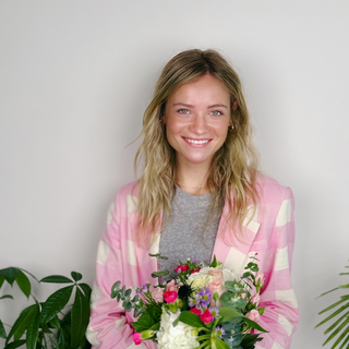 pressed flower frame, best pressed flower frames, preserve my flowers, preserve my bouquet, frame my flowers, flower preservation shop, flower preservation shop near me, best flower preservation shop, best flower preservation, pressed flowers, dried flowers, dried flower shop, flower preservation near me, flower preservation kingsport, flower preservation charlotte, wedding vendors near me, best flower preservationist, preserve my wedding flowers, save my wedding flowers, professional flower preservation