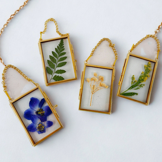 pressed flower frame, best pressed flower frames, preserve my flowers, preserve my bouquet, frame my flowers, flower preservation shop, flower preservation shop near me, best flower preservation shop, best flower preservation, pressed flowers, dried flowers, dried flower shop, flower preservation near me, flower preservation kingsport, flower preservation charlotte, wedding vendors near me, best flower preservationist, preserve my wedding flowers, save my wedding flowers, professional flower preservation